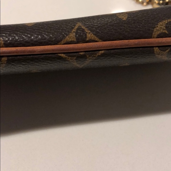 Discontinued Louis Vuitton Monogram Milla Pochette - Picture 6 of 16